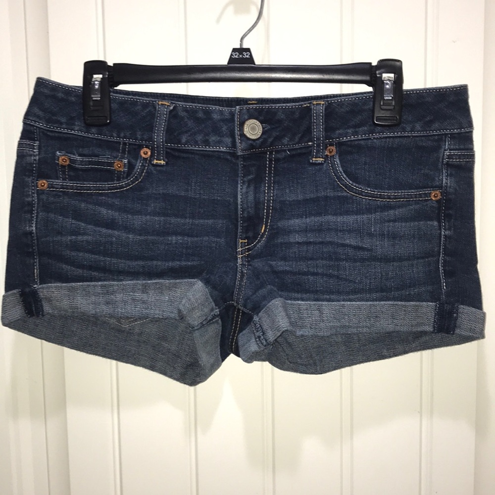 Women’s American Eagle Cuffed Jean Shorts Size 8